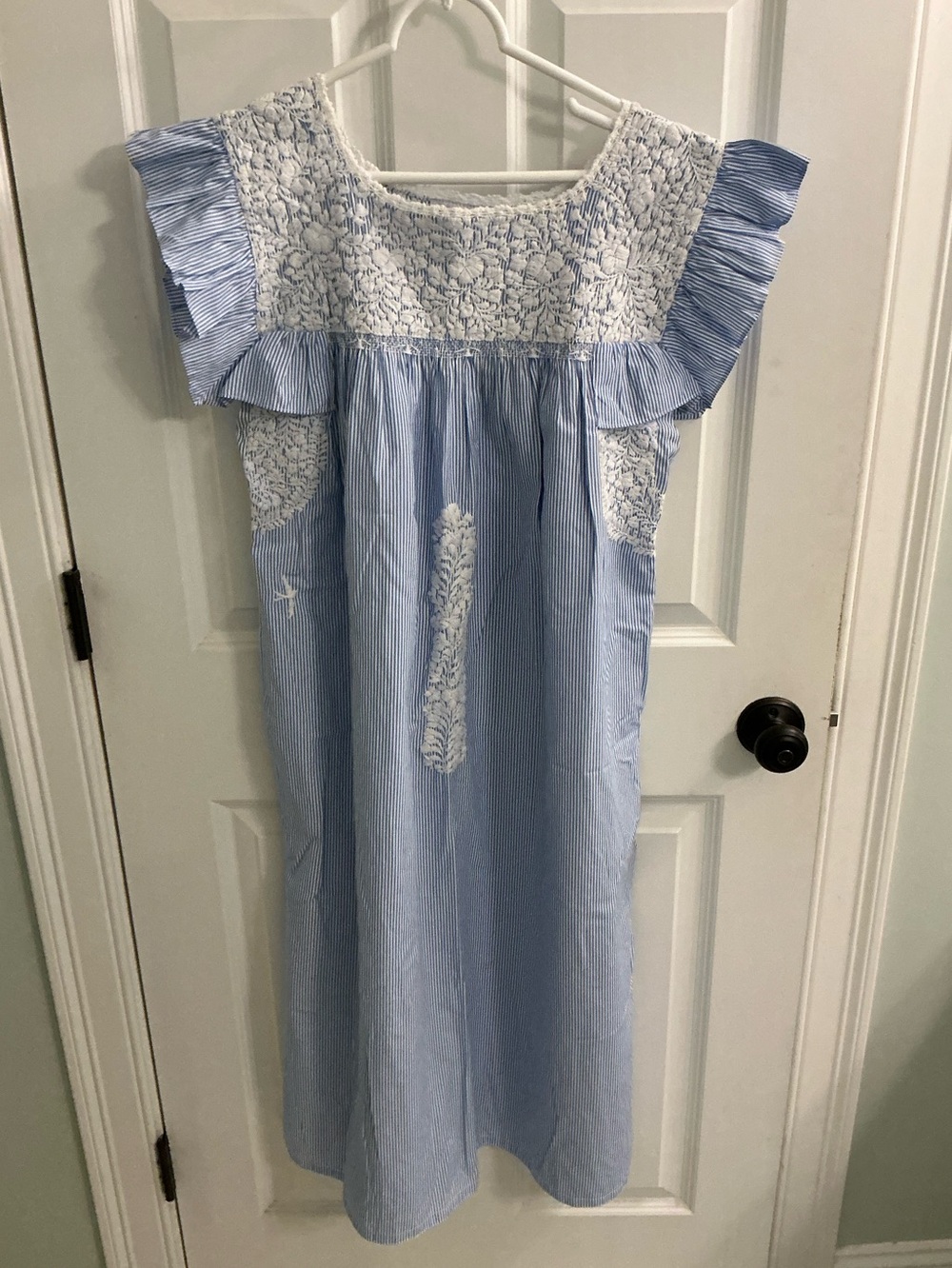 Mi Golobdrina embroidered Midi dress sz large